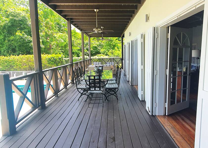 The Eye of Marigot, Marigot Bay 22