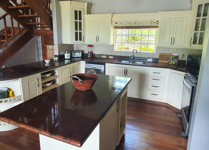 The Eye of Marigot, Marigot Bay 6