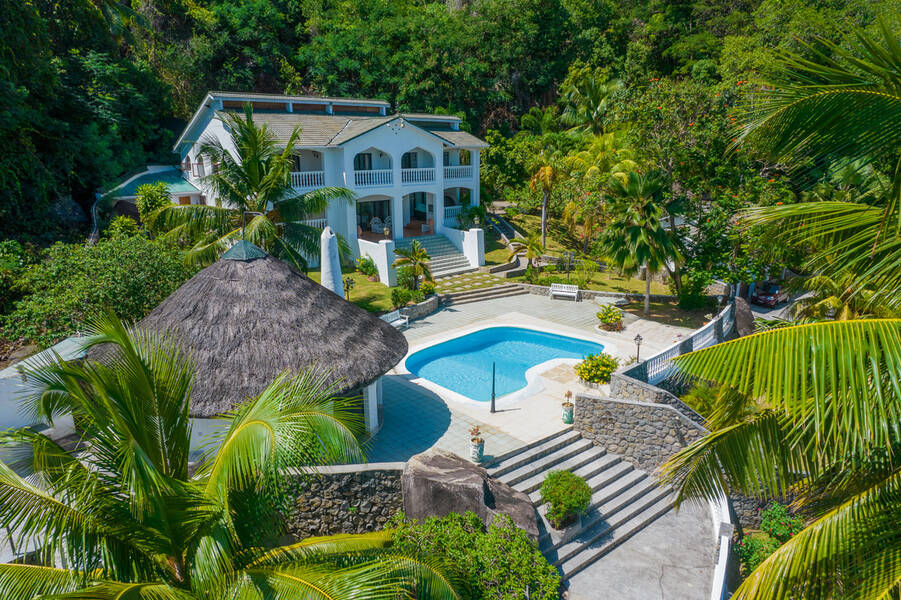 Villa Falcon 2