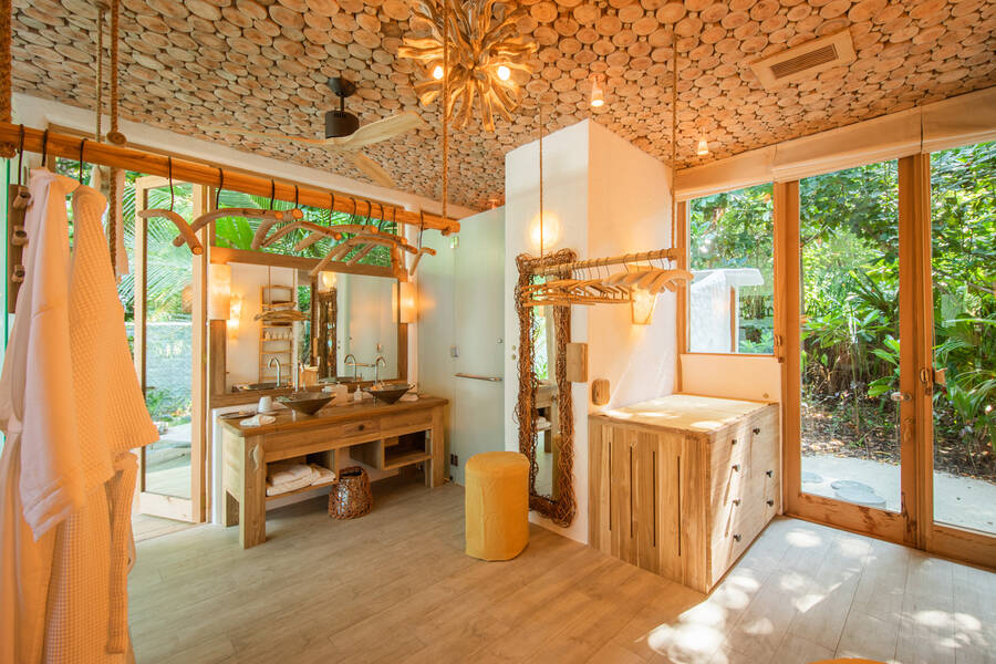 Four Bed Beachfront Villa at Soneva Fushi 4